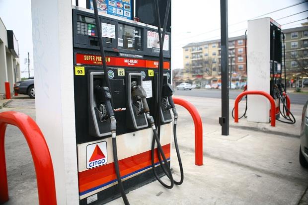 آیا بنزین سوپر برای خودروهای لوکس مناسب‌تر است؟